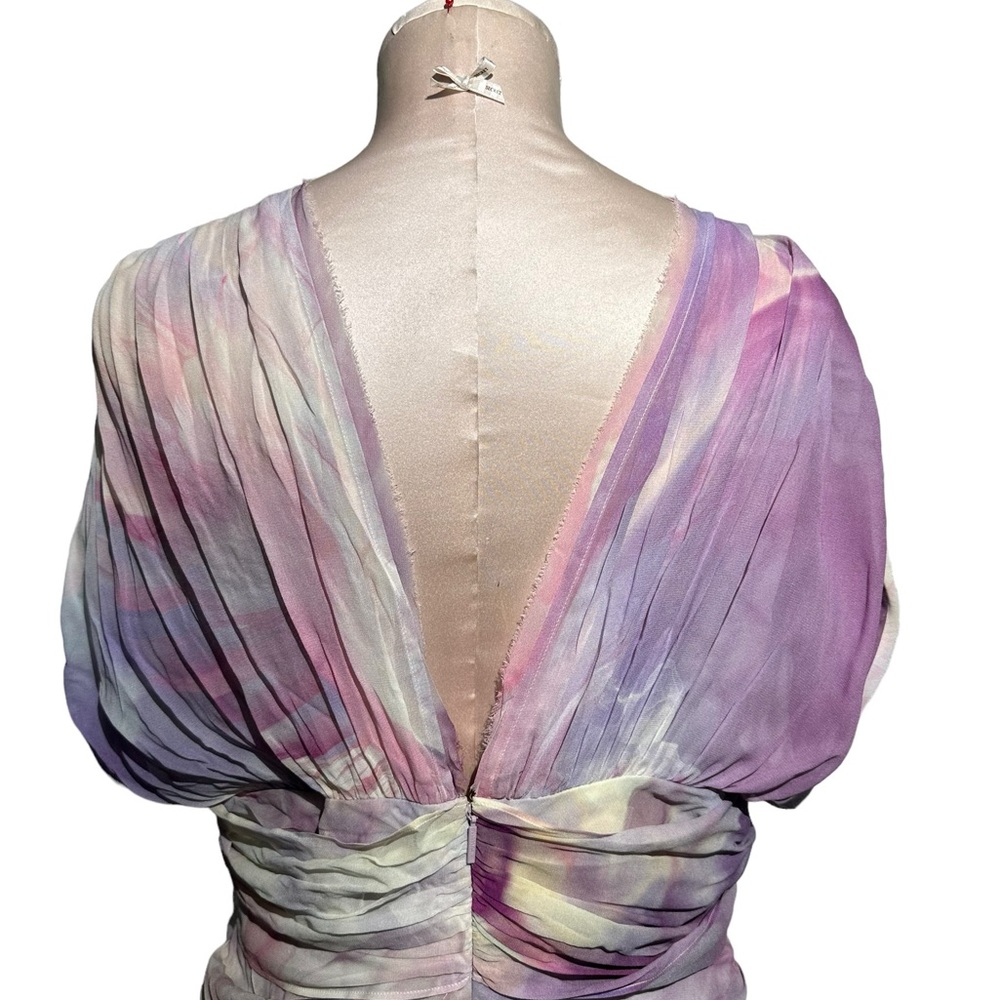 Roberto Cavalli NWT “Abito” lilac silk dress in size 42 (US size 6). Gorgeous - Picture 8 of 15